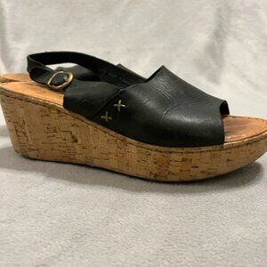 Born platfform sandals